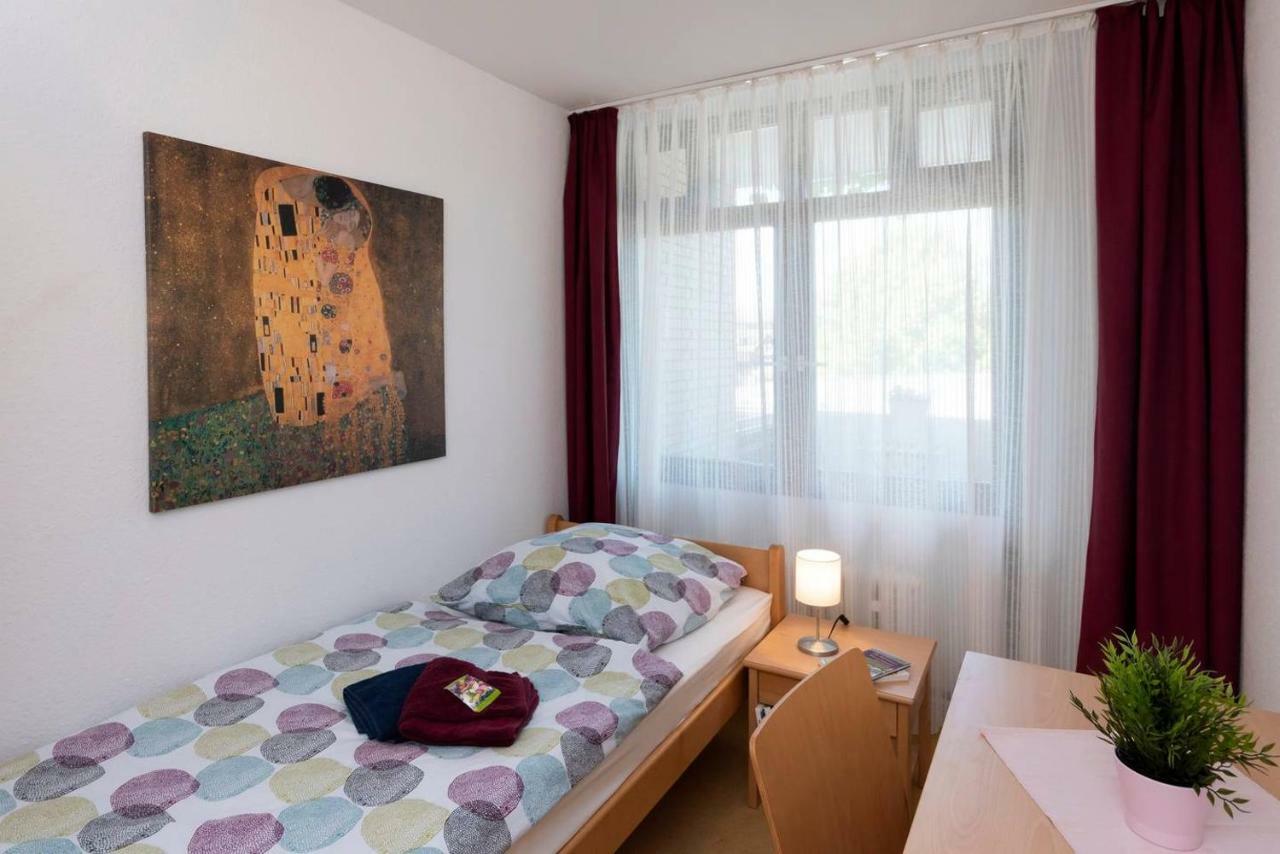 Talblick Appartement In Traumhafter Lage! Ober-Hambach Exterior photo